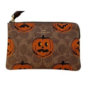 NWT Coach Corner Zip Wristlet Halloween Pumpkin Signature Print